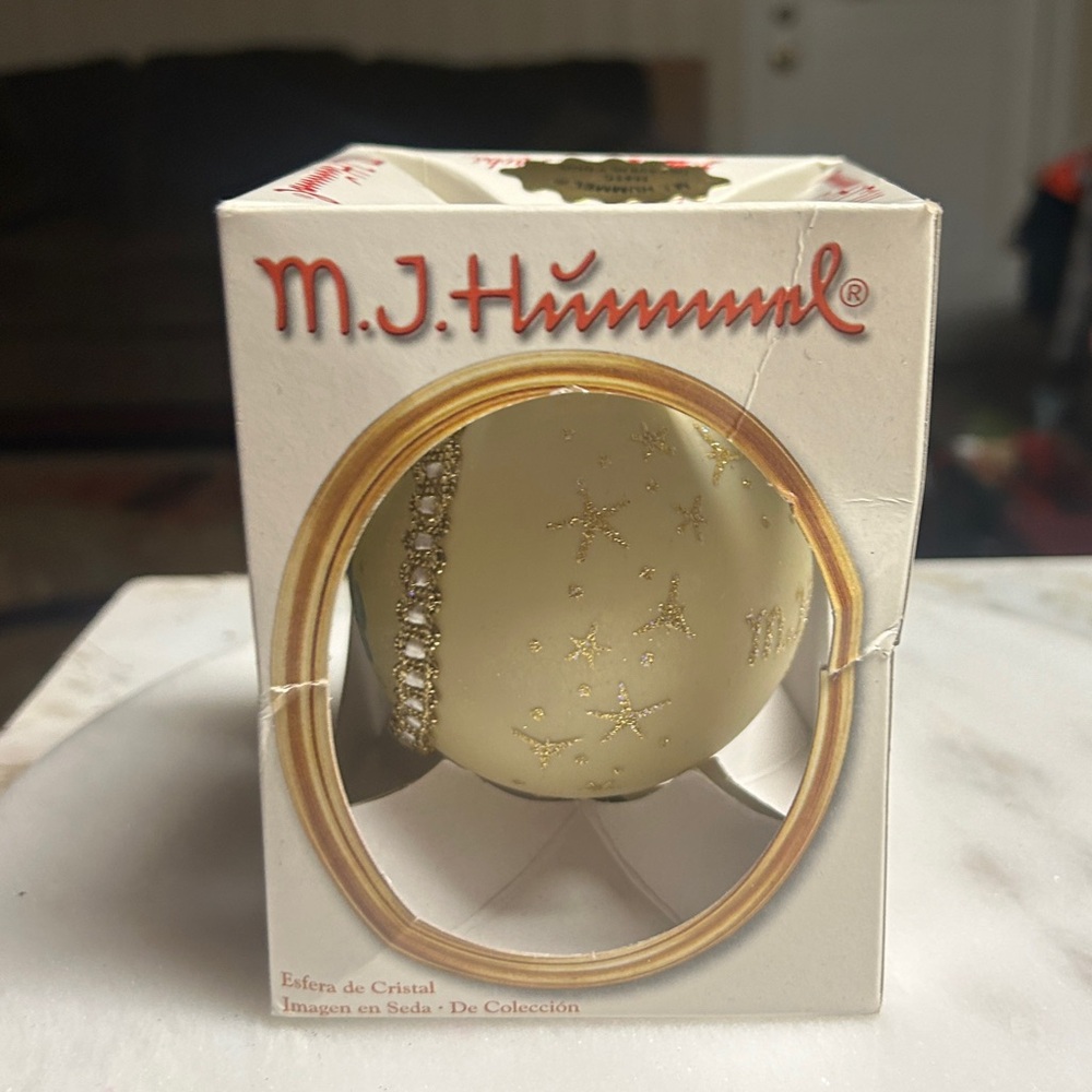 Schmid Berta Hummel • White & Gold Glass Christmas Ornament W/ Angel Design - Picture 9 of 14